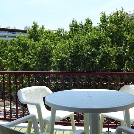 Apartamentos Alfonso I Palmyra 萨洛 外观 照片