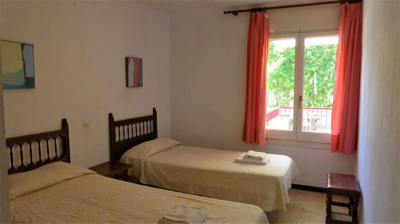 Apartamentos Alfonso I Palmyra 萨洛 外观 照片